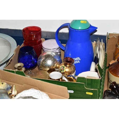 451 - FOUR BOXES AND A QUANTITY OF LOOSE CERAMICS to include a 'Spode' tea caddy, large ceramic bowls, a c... 