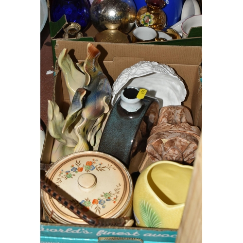 451 - FOUR BOXES AND A QUANTITY OF LOOSE CERAMICS to include a 'Spode' tea caddy, large ceramic bowls, a c... 