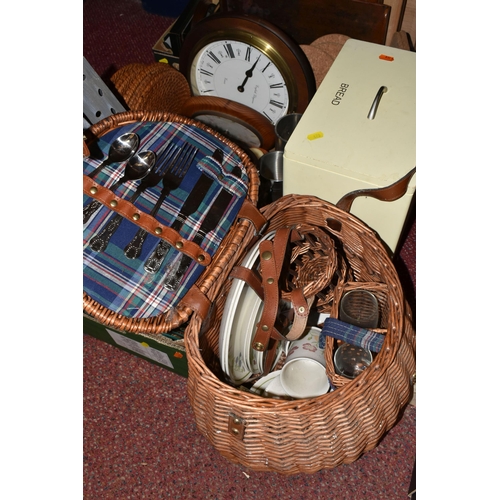 470 - SIX BOXES AND LOOSE MISCELLANEOUS HOME WARES, to include a Sherwood Hampers creel style hamper with ... 