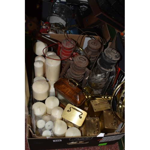 470 - SIX BOXES AND LOOSE MISCELLANEOUS HOME WARES, to include a Sherwood Hampers creel style hamper with ... 