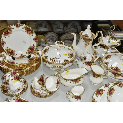 496 - A FORTY NINE PIECE ROYAL ALBERT 'OLD COUNTRY ROSES' PART DINNER SERVICE, comprising two covered ture... 