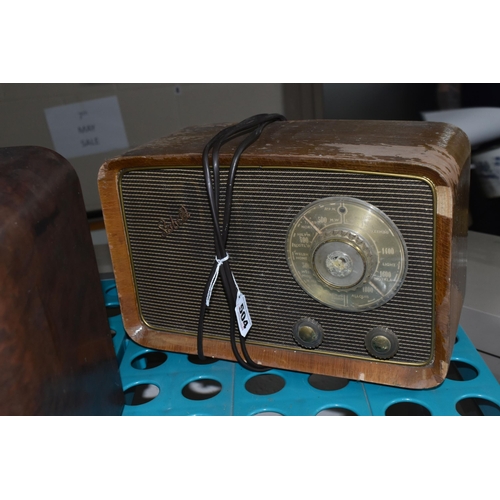 504 - A BUSH DAC 90A BAKELITE RADIO, with a wooden cased Sobell Model 401 radio and an un-named Bakelite r... 