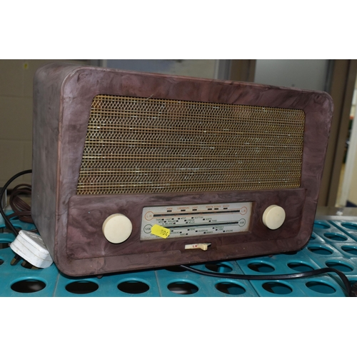 504 - A BUSH DAC 90A BAKELITE RADIO, with a wooden cased Sobell Model 401 radio and an un-named Bakelite r... 