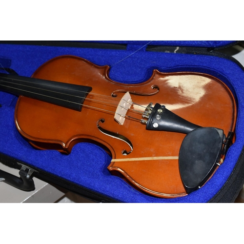 526 - A CASED 3/4 SIZE VIOLIN, two piece back, bearing paper label reading 'Yamada, model no 200-3/4', wit... 