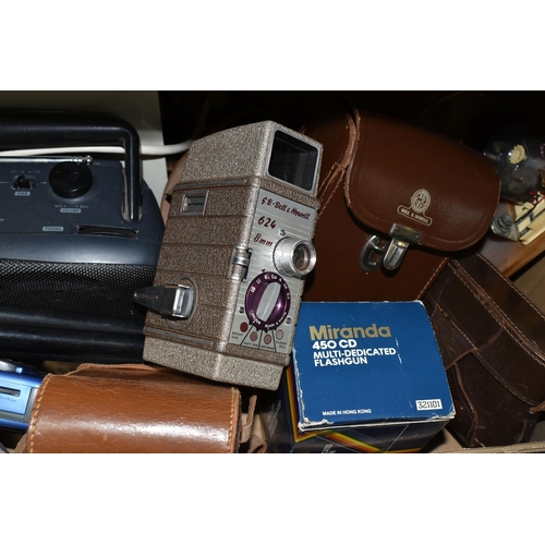 553 - A BOX AND LOOSE PHOTOGRAPHIC AND SUNDRY ITEMS, to include a cased Agfa Silette 35mm camera, a cased ... 