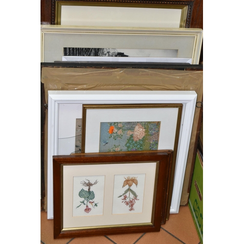 568 - A QUANTITY OF PICTURES AND PRINTS ETC, to include framed illustrations of botanical subjects, scenes... 