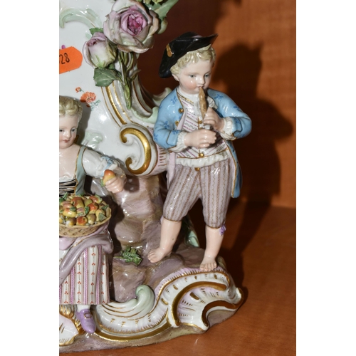 707 - A LATE 19TH CENTURY MEISSEN PORCELAIN FIGURAL MANTEL CLOCK OF BALLOON SHAPE, mould no .572, with sea... 