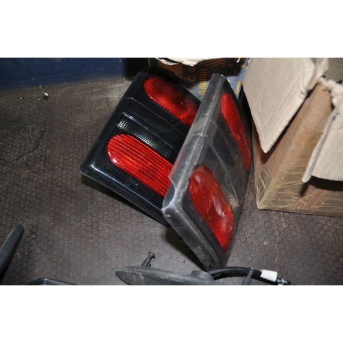 1083 - THREE BOXES CONTAINING VAN TAILLIGHTS AND WING MIRRORS including Renault Traffic taillight lenses an... 