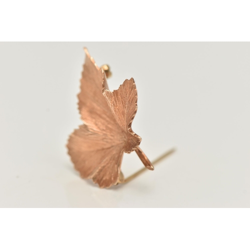 30 - A 9CT GOLD LEAF BROOCH, rose gold brooch with textured detail, approximate width 33mm, hallmarked 9c... 