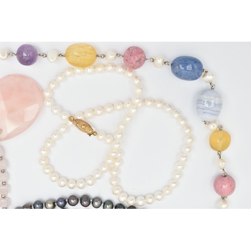 45 - FOUR SEMI-PRECIOUS GEMSTONE PIECES OF JEWELLERY, to include a pear cut faceted rose quartz pendant, ... 