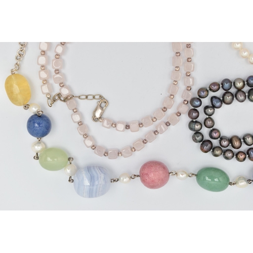 45 - FOUR SEMI-PRECIOUS GEMSTONE PIECES OF JEWELLERY, to include a pear cut faceted rose quartz pendant, ... 