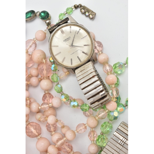 51 - TWO GENTS WRISTWATCHES AND COSTUME BEAD NECKLACES, the first a gents 'Seiko Automatic', round silver... 