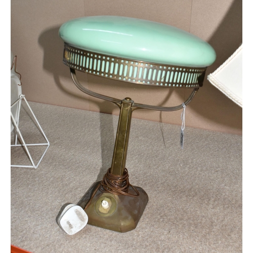 322 - A DAUM FRANCE CRYSTAL GLASS LAMP WITH SHADE, AND AN ART DECO GREEN GLASS AND BRASS DESK LAMP, a crys... 