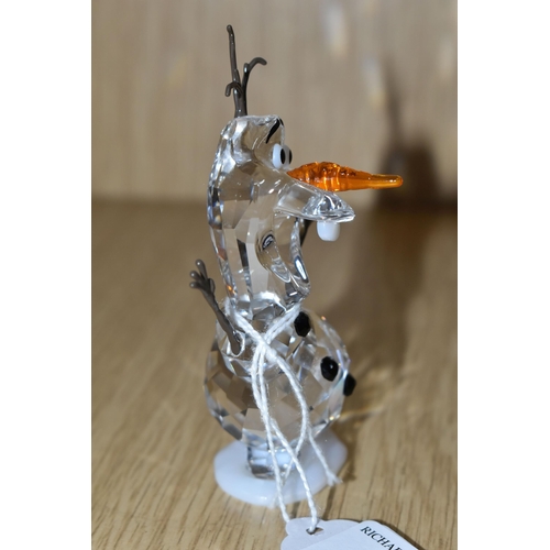 402 - A SWAROVSKI CRYSTAL 'OLAF' FIGURE, from Disney's Frozen, produced 2016-2020, model no 5135880, in cl... 