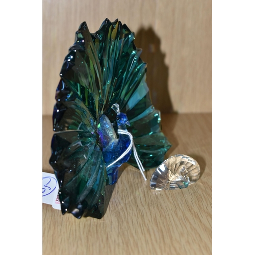 415 - A SWAROVSKI CRYSTAL 2015 ANNUAL EDITION 'ARYA PEACOCK' SCULPTURE AND PAPERWEIGHT, Arya Peacock was a... 