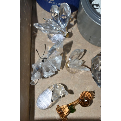 423 - A BOX OF SWAROVSKI CRYSTAL SCULPTURES, to include Pegasus (sd) and stand, a Loyalty Giraffe 2018, Bu... 