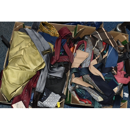 479 - A QUANTITY OF VINTAGE MEN'S CLOTHING to include suits, coats, accessories, shoes from high street re... 