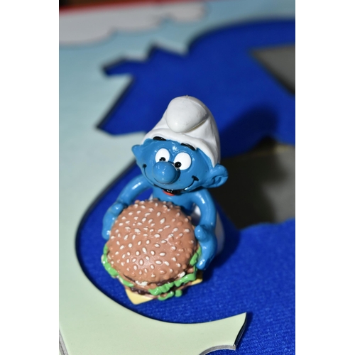 483 - A BOXED McDONALD'S SMURFS HAPPY MEAL COLLECTORS SET, Presentation case of Smurfs Happy Meal toys off... 