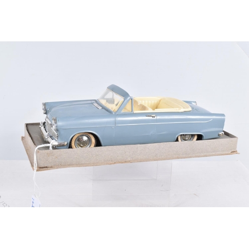 10 - A BOXED TRI-ANG PLASTIC BATTERY OPERATED ELECTRIC FORD ZEPHYR CONVERTIBLE, not tested, 1/20 scale, a... 