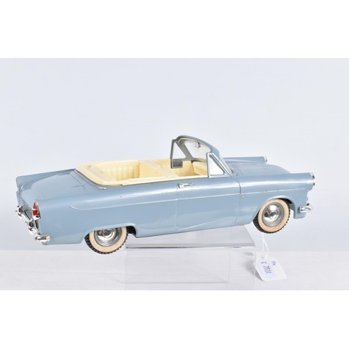 10 - A BOXED TRI-ANG PLASTIC BATTERY OPERATED ELECTRIC FORD ZEPHYR CONVERTIBLE, not tested, 1/20 scale, a... 