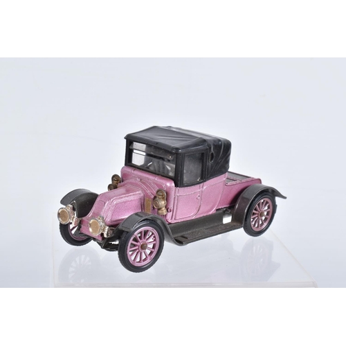 26 - A QUANTITY OF BOXED AND CARDED ORIGINAL CORGI CLASSICS VINTAGE CAR MODELS, to include 'The World of ... 