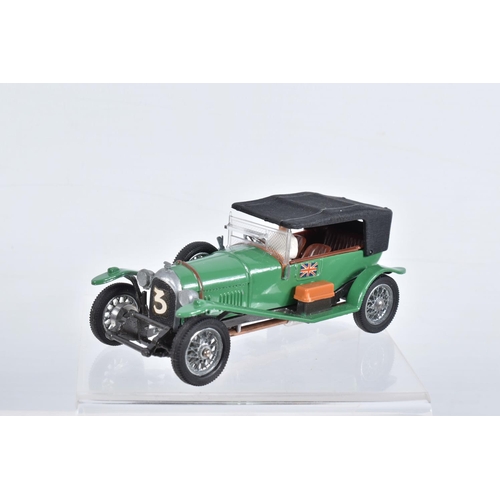 26 - A QUANTITY OF BOXED AND CARDED ORIGINAL CORGI CLASSICS VINTAGE CAR MODELS, to include 'The World of ... 