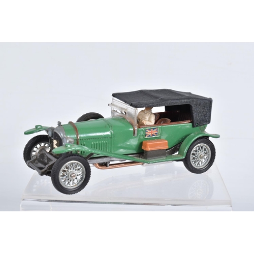 26 - A QUANTITY OF BOXED AND CARDED ORIGINAL CORGI CLASSICS VINTAGE CAR MODELS, to include 'The World of ... 