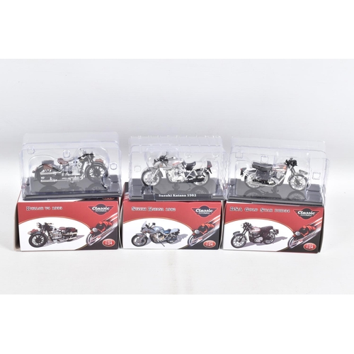 49 - SEVENTEEN BOXED ATLAS EDITIONS 1/24 SCALE CLASSIC MOTORBIKES, to include model numbers 4 658 125, 4 ... 