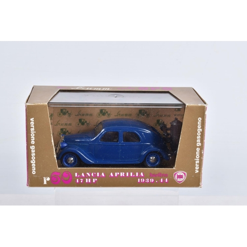 58 - TWENTY SIX BOXED BRUMM DIECAST VEHICLES, to include   a R30 Fiat 508C Berlina, model no. HP 32, a R3... 