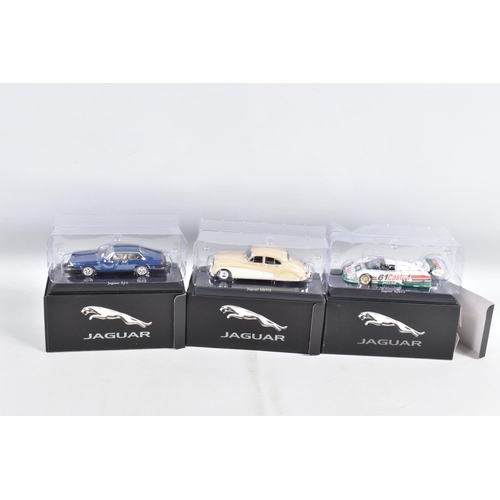 67 - THIRTY BOXED ATLAS EDITIONS JAGUAR MODEL VEHICLES, model numbers include 4 641 122, 4 641 112, 4 641... 