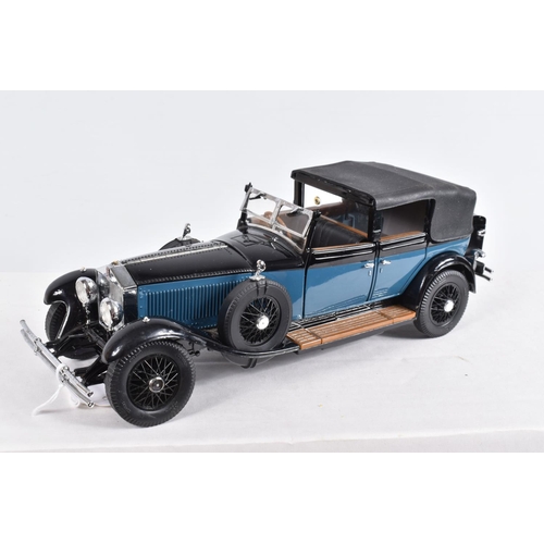 72 - TWO UNBOXED FRANKLIN MINT ROLLS-ROYCE CAR MODELS, both 1/24 scale, 1907 Silver Ghost,  and 1929 Phan... 