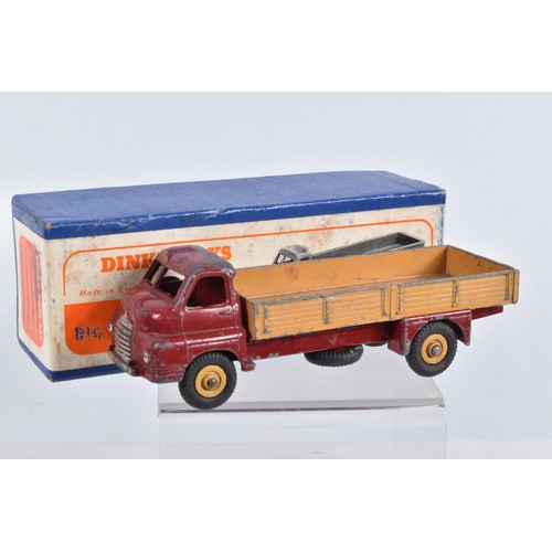 105 - THREE BOXED DINKY TOYS LORRY/TRUCK MODELS, all in playworn condition with paint loss, marking and we... 