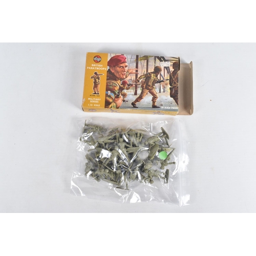 114 - FIVE BOXED AIRFIX 1:32 SCALE MILITARY SERIES FIGURE KITS, to include one America Infantry item no. 5... 