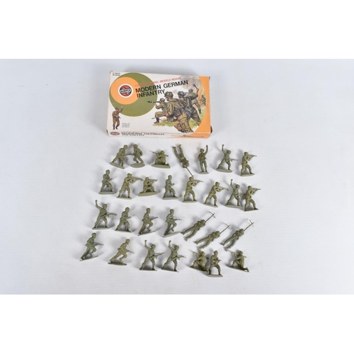 115 - SEVEN BOXED AIRFIX 1:32 SCALE MILITARY SERIES FIGURES KITS, to include a WWII Afrika Korps item no. ... 