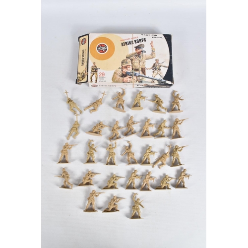 118 - SIX BOXED AIRFIX 1:32 SCALE MILITARY SERIES  FIGURE KITS, to include  two of the Russian Infantry it... 