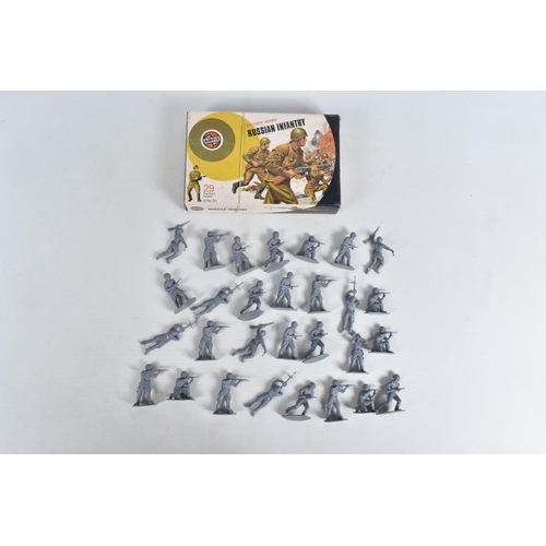 118 - SIX BOXED AIRFIX 1:32 SCALE MILITARY SERIES  FIGURE KITS, to include  two of the Russian Infantry it... 