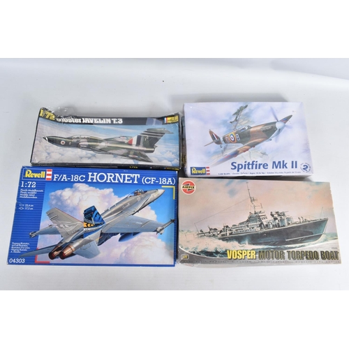 127 - A QUANTITY OF BOXED ASSORTED UNBUILT KITS OF VARIOUS SCALES, to include kits by Airfix, Revell, Hell... 