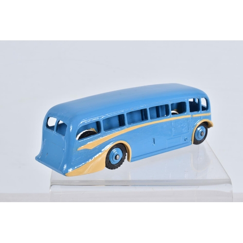 135 - A QUANTITY OF ASSORTED DINKY TOYS BUSES AND COACHES, Streamline Bus, No.29b, Single Deck Bus, No.29e... 