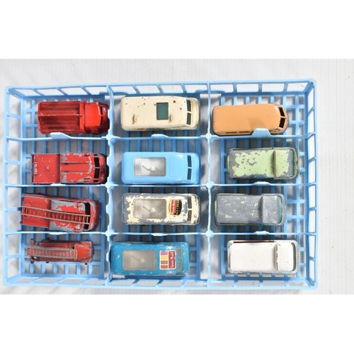 166 - A 1960'S MATCHBOX CARRYCASE AND CONTENTS, to include Matchbox Ford Zodiac, No.33, sea green body, ho... 