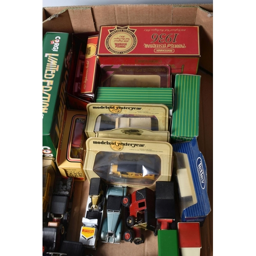 174 - TWO TRAYS OF BOXED AND UNBOXED MIXED DIECAST VEHICLES, some of these include a quantity of boxed and... 