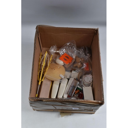 175 - A QUANTITY OF ASSORTED PEDIGREE SINDY HOUSEHOLD FURNITURE AND OTHER ITEMS, to include, cooker unit, ... 