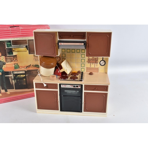 175 - A QUANTITY OF ASSORTED PEDIGREE SINDY HOUSEHOLD FURNITURE AND OTHER ITEMS, to include, cooker unit, ... 