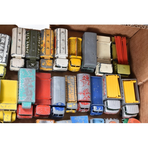 186 - A QUANTITY OF UNBOXED AND ASSORTED PLAYWORN DIECAST VEHICLES, majority are Matchbox 1 - 75 series or... 