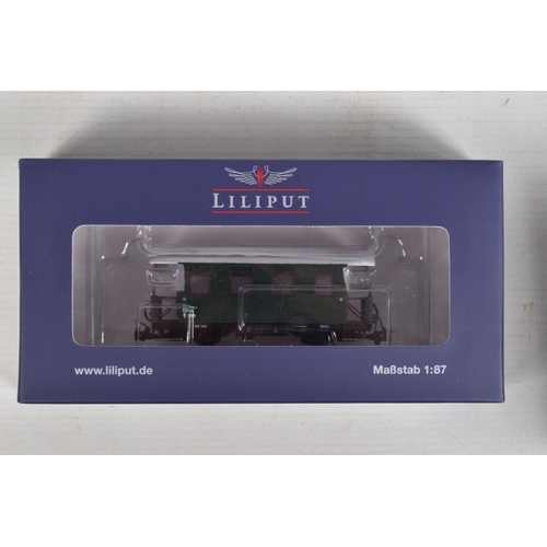 212 - A BOXED HOe GAUGE LILIPUT FOUR UNIT SET, 2 Axle Coach, item no. L340506, appears in new condition wi... 