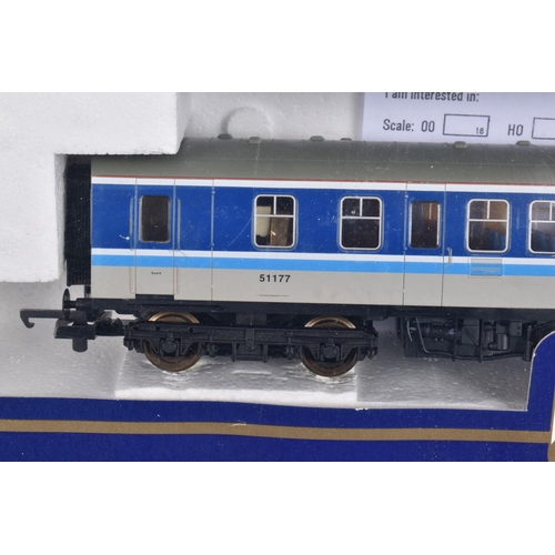 220 - A BOXED OO GAUGE LIMA MODEL RAILLWAY THREE CAR SET, Class 101, running numbers 53269, 59303, 51177, ... 