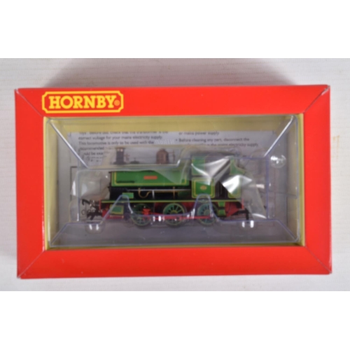 229 - A BOXED OO GAUGE HORNBY MODEL RAILWAY STEAM LOCOMOTIVE, Peckett B2 Class, 0-6-0T, Port of Bristol Do... 