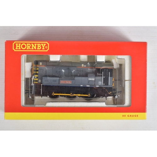 230 - A BOXED OO GAUGE HORNBY MODEL RAILWAY DIESEL ELECTRIC SHUNTER LOCOMOTIVE, Civil Engineers 0-6-0, Cla... 