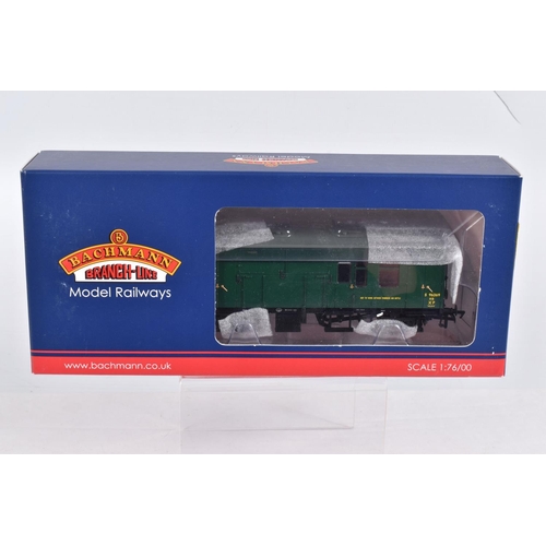 305 - A COLLECTION OF BOXED  OO GAUGE BACHMANN BRANCHLINE MODEL RAILWAYS ROLLING STOCK, to include a BR MK... 