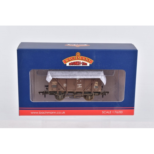 307 - NINE BOXED OO GAUGE BACHMANN BRANCHLINE MODEL RAILWAY ROLLING STOCK, to include a 12T BR Plywood Fru... 