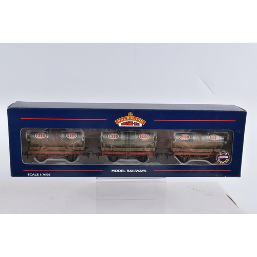 326 - EIGHT BOXED OO GAUGE BACHMANN BRANCHLINE MODEL RAILWAY WAGONS, to include two of the set of two Inte... 